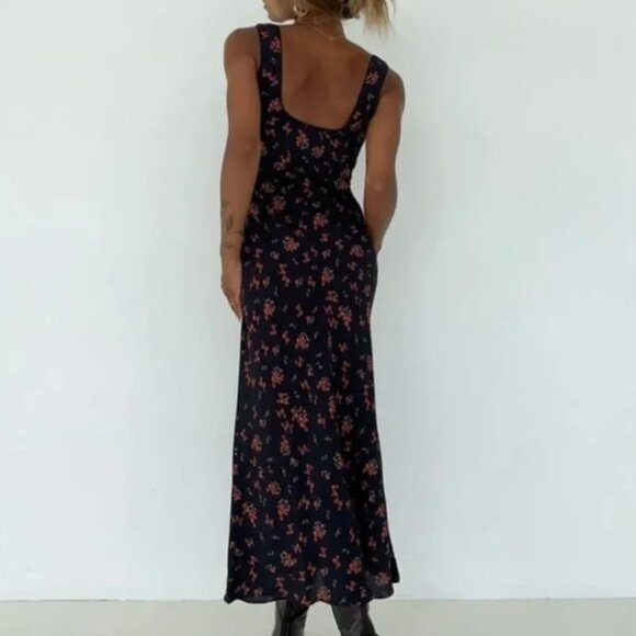 Rumored 'North Country' midi dress in Spanish Poppy (navy / red floral), size S - Picture 8 of 10